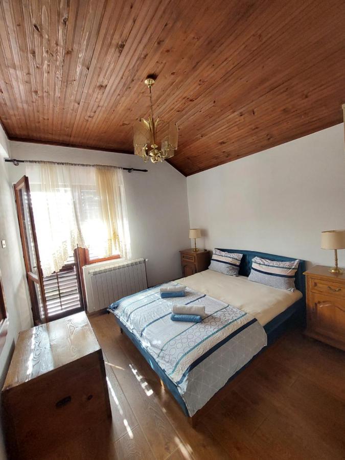 Holiday Home Milanovic 采蒂涅 外观 照片